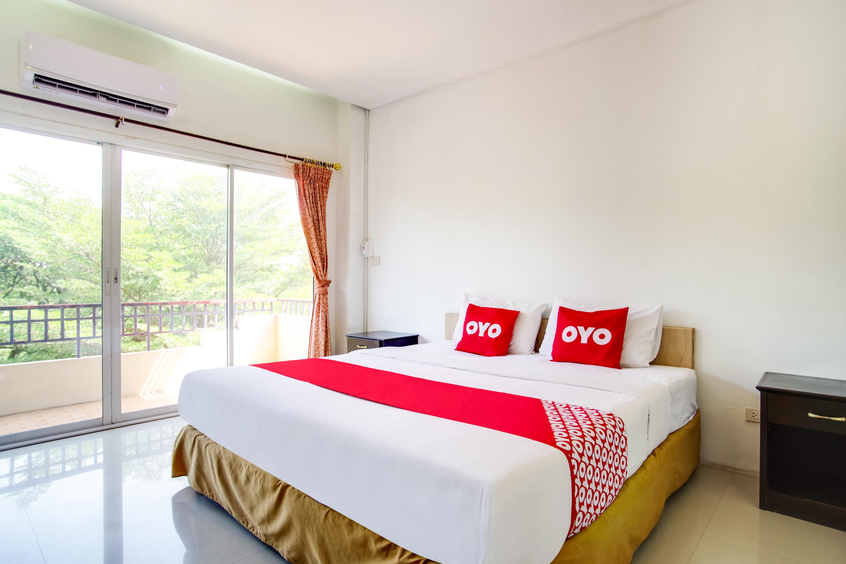 Hotel Oyo 384 Ban Sabaidee Phra Nakhon Si Ayutthaya Exterior foto